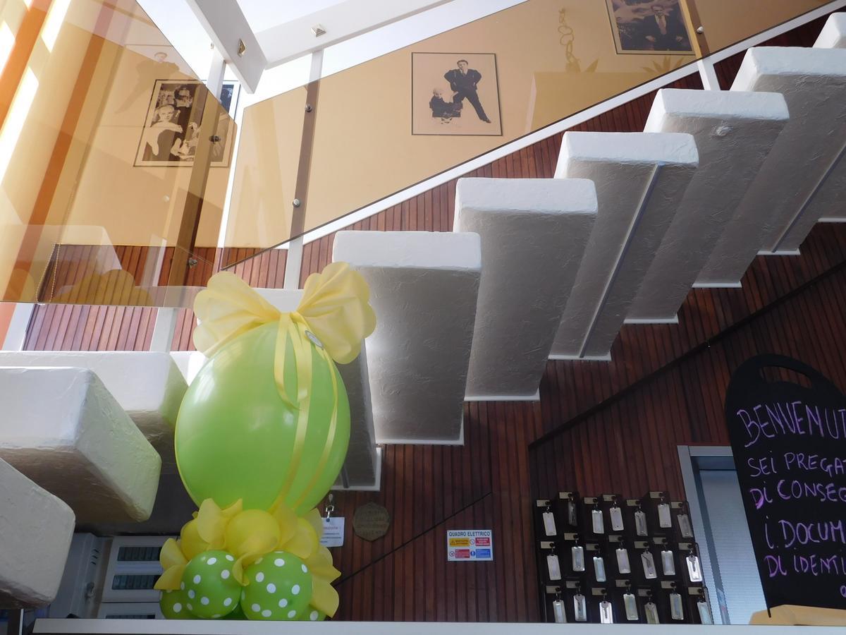 Hotel Dolores Rimini Luaran gambar