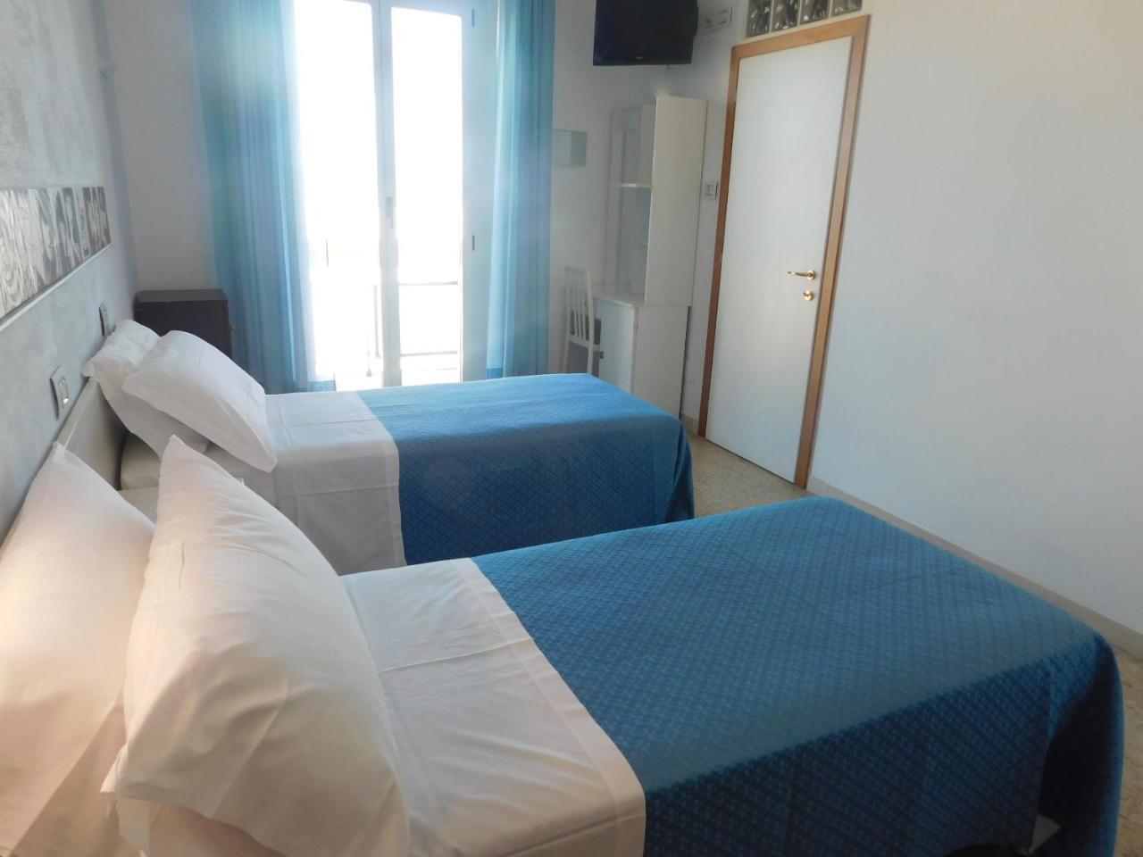 Hotel Dolores Rimini Luaran gambar