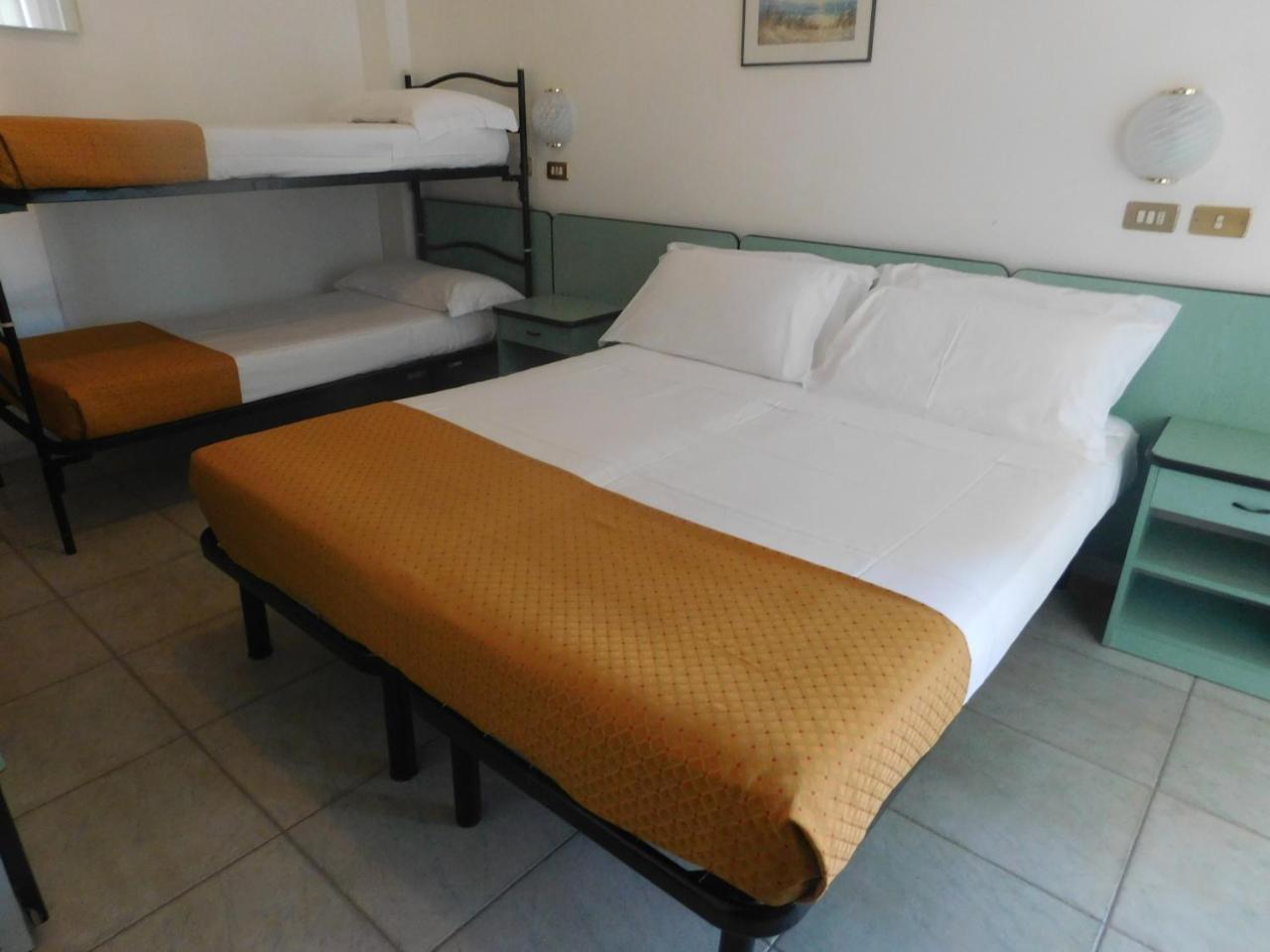 Hotel Dolores Rimini Luaran gambar